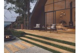 Terrasse sur plots avec carrelage grès cérame imitation bois