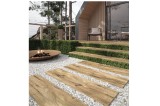 Zoom sur les pas japonais en dalle grès cérame imitation bois
